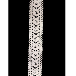 Tissu en dentelle brodée florale en coton fabriqué en Inde, respirant, écologique, lourd, pour la couture de vêtements, prix d'usine - Product Image 1