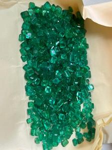 Đá <span class=keywords><strong>Emerald</strong></span> xanh cắt giác tự nhiên để làm đồ trang sức thanh lịch, đá <span class=keywords><strong>Emerald</strong></span> xanh rời - Product Image 4