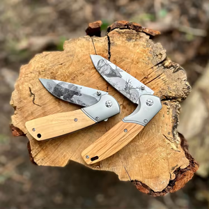 Cuchillo de Bolsillo Táctico de Supervivencia para Campamento y Aire Libre Bochen Hot <span class=keywords><strong>Sela</strong></span>, Personalizado con Patrón de Alce y Jabalí Impreso en 3D, Hoja con Mango de Madera de Olivo - Product Image 3