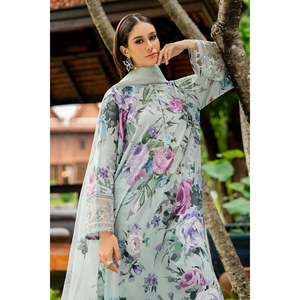 ชุดสูทผ้าพิมพ์ลายดิจิทัลสำหรับผู้หญิง Baroque-3PC พร้อมผ้าคลุมไหล่ปักลายออร์แกนซ่าและกางเกงพิมพ์ลาย-BIC-1062 - Product Image 5