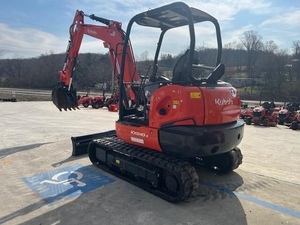 Miniexcavadora de cadenas KX040-4 2024 con motor de 120 kW y alta potencia de excavación - Product Image 6