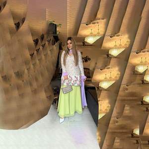 Travail de broderie indienne prêt à l'emploi 3 pièces ensemble concepteur pakistanais vêtements ethniques Georgette tissu Sharara Gharara Kurti cousu - Product Image 2