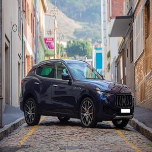 MASERATI LEVANTE 2017 USADO, Volante a la Izquierda/Derecha - Product Image 1