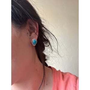 Navajo Handmade Kingman Turquoise & Sterling <b>Silver</b> <b>Stud</b> <b>Earrings</b> - Product Image 2