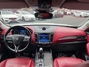 สะอาด2019 Mas-E-RA-TI Lev_ante Gran_Lusso 3.0L AWD - Product Image 5