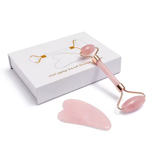 Commercio all'ingrosso di <span class=keywords><strong>pietra</strong></span> naturale quarzo <span class=keywords><strong>rosa</strong></span> <span class=keywords><strong>giada</strong></span> rullo viso corpo completo manuale Gua Sha Set di strumenti di massaggio - Product Image 2