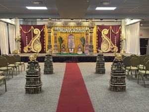 Mandap de mariage vintage en fibre de cristal de lotus de Sri Lanka, installation professionnelle, magnifique mandap en cristal exclusif pour les mariages aux États-Unis - Product Image 3