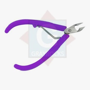 Cortador de cutículas de acero inoxidable curvo para uñas de alta calidad para uso conveniente en los dedos - Product Image 1
