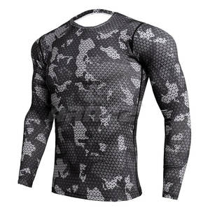 Equipo de entrenamiento de lucha de buena calidad personalizado para hombres Rash Guard MMA Rash Guard en precio razonable - Product Image 1