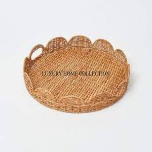 Elegant vintage-style rattan material serving tray with handwoven details for an <b>aesthetically</b> pleasing kitchen setup - Product Image 3