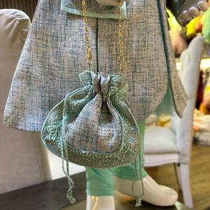 Conjunto de vestido de bebé de algodón satinado de último diseño 2024, vestido de fiesta para niñas con bolso, nuevo estilo para niños - Product Image 4