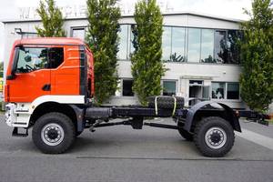 Chasis M an TGM 18.250 4x4 Nuevo/Usado, Camión Volquete Estándar 520, Motor Diésel de Alta Potencia, 184 kW (250 hp) - Product Image 4