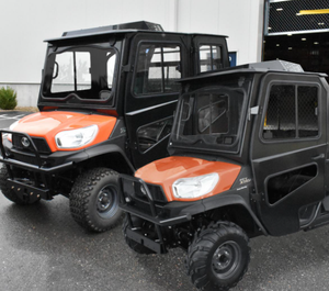 Transportador de Trabajo Diésel Kubota Gatorr – Cabina Cerrada, Alto Rendimiento y Capacidad Todoterreno - Product Image 4