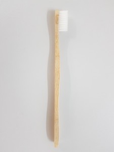 ขายส่งแปรงสีฟันไม้ไผ่ทำโดย100% วัสดุไม้ไผ่ปลอดภัยสำหรับแปรงฟันราคาโรงงานจากเวียดนามที่มีคุณภาพสูง - Product Image 6