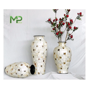 Vases en coquille naturelle de haute qualité pour la décoration intérieure en gros fabriqués en usine au Vietnam Pots de fleurs et jardinières - Product Image 1