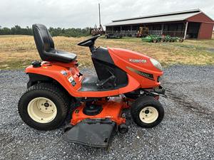 Tractor de césped Kubota GR2110. - Product Image 3