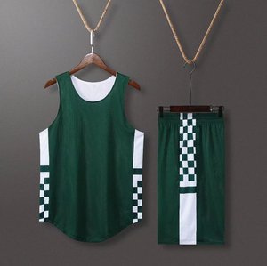 Conjunto de camiseta de baloncesto reversible personalizado, uniforme de malla de secado rápido con diseño de sublimación, transpirable, listo para el juego de práctica - Product Image 5