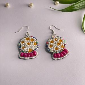 Boucles d'oreilles brodées multicolores pour femmes Bijoux en résine Besign Produit de mode en gros pour cadeaux Boucles d'oreilles brodées - Product Image 4