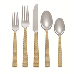 Nuevo diseño plateado estilo europeo hecho en India a precio mayorista esparcidor de queso de metal y juego de cuchillos para hoteles - Product Image 6