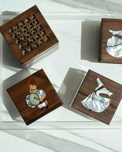 Pot de rangement alimentaire en acrylique avec incrustation de nacre de luxe Imperial Bloom pour fruits secs, mithai et décoration de table de célébration - Product Image 1