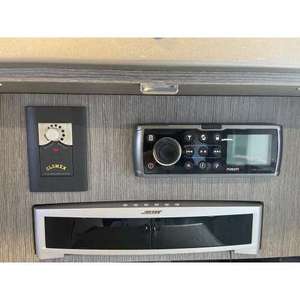 Produit de quincaillerie pour bateau à moteur marin Riva Rama Super 44 Premium - Product Image 5