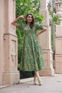 Robe maxi décontractée pour femmes, couleur verte unie, 100% coton, respirante, écologique, de haute qualité, pour tous les jours, occasion spéciale, prix de gros - Product Image 2