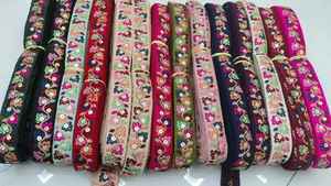 ที่กำหนดเองทำ1.5นิ้วความกว้างเครื่องปักด้วยเลื่อมเย็บปักถักร้อยและสีทองริบบิ้นและลูกไม้สำหรับชุดแต่งงาน - Product Image 2