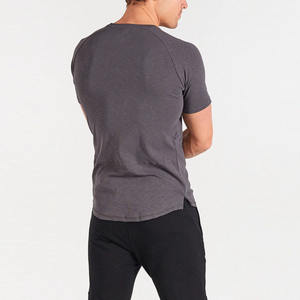 เสื้อยืดผ้าฝ้ายพิมพ์ลายน้ำหนักมากสำหรับผู้ชายเสื้อยืดโอเวอร์ไซส์เปิดไหล่ตกไซส์ - Product Image 3