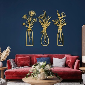 Decoración de Pared de Metal Dorado Hermoso, Escultura de Hierro Hecha a Mano, Elegante Adorno de Pared para Sala de Estar, Dormitorio u Oficina - Product Image 1