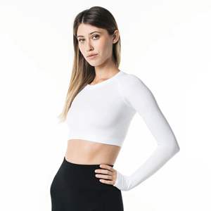 Chemise à manches longues sans couture pour femme, 51% Polyamide, 38% Polyester, 11% élasthanne, encolure ras du cou, taille Raglan, blanche - Product Image 3