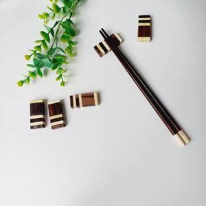 Soporte para palillos de madera con logotipo personalizado para restaurante, soporte para palillos, soporte único para cena, venta al por mayor, barato, hecho en Vietnam - Product Image 2