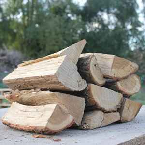 Bois de chauffage séché au four durable avec emballage écologique pour une chaleur efficace et un stockage facile - Product Image 2
