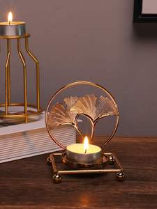 Bougeoir en forme de coeur Bougeoir élégant en or Bougeoir décoratif Porte-lumière de thé Décor de table romantique Cadeau parfait pour les proches - Product Image 2