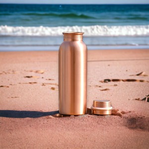 Nouveau prix de gros bouteille en cuivre 1 litre fabriquée à la main de l'inde bouteille d'eau en cuivre pur - Product Image 5