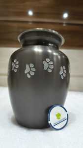 Urnas de metal resistentes de primera calidad para entierro o exhibición en cementerios y bóvedas disponibles a bajo precio - Product Image 4