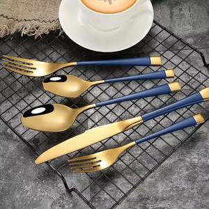Ensemble de couverts élégant avec manche bleu et tête dorée pour la restauration, l'hôtellerie, le service de restauration et les cadeaux, vaisselle - Product Image 4