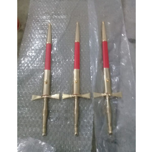 ดาบเมสัน ด้ามจับสีแดง มงกุฎสีแดง ปลอกดาบสีแดง มีตะขอ ด้ามดาบราคาถูก บริการสลักชื่อตามสั่ง ดาบเมสัน ชุบทอง ใหม่ - Product Image 6