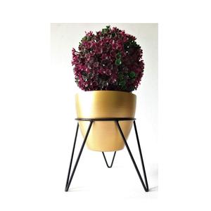 Pots de fleurs blancs uniques avec support doré Pots de fleurs décoratifs pour la maison de taille personnalisée avec support élégant pour hôtel à faible coût - Product Image 5