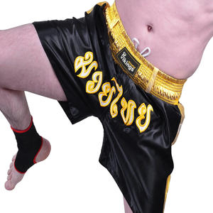 Short de boxe et de kickboxing thaïlandais noir et jaune personnalisé de haute qualité - Product Image 4
