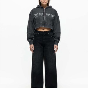 High-Quality Women Washed <b>Cropped</b> <b>Zip</b> Hoodie with Soft Fabric and Relaxed Fit for Casual Wear - Product Image 5