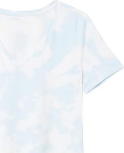 T-shirts minimalistes en coton à col en V pour femmes, doux et confortables, vente en gros de t-shirts pour femmes de Bangladesh Garments - Product Image 2