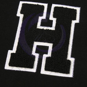 Nouveautés entièrement personnalisés Sweats à capuche pour hommes en coton respirant avec broderie chenille surdimensionnée et vintage de haute qualité - Product Image 4