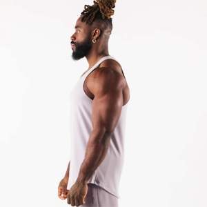 Débardeur décontracté personnalisé pour homme, idéal pour la gym, le fitness et la musculation, séchage rapide, col rond, en polyester et coton. - Product Image 2