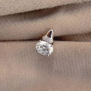 Collier en argent sterling 925 de luxe de qualité supérieure Nouveau pendentif et breloques en moissanite de style classique à coupe ronde et ovale - Product Image 3