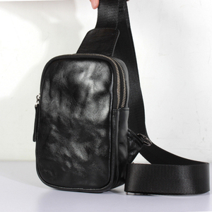 Sac de poitrine pour homme en cuir de vachette véritable, sac bandoulière vintage portable et imperméable, élégant pour téléphone portable - Product Image 1