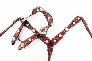 Plastron en cuir de cheval de qualité supérieure avec cristal de couleur marron et conchos dans une vente au meilleur prix - Product Image 5