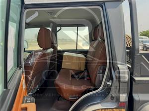 Toyota Land Cruiser Serie 70 VDJ 2026, Pickup Diesel a Doppia Cabina con Cambio Manuale - Product Image 3