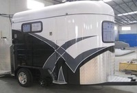 Remorque pour chevaux double (capacité 2 chevaux) en aluminium léger, à chargement incliné, pour transport vétérinaire, à vendre