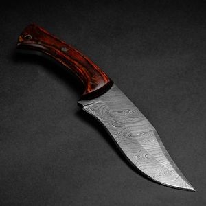 Couteau de chasse fait à la main en acier damas Twist Pattran avec belle poignée en bois Paka et gaine en cuir. - Product Image 2