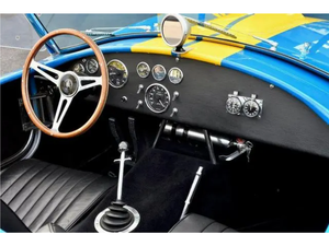 SUV Clásico de 2 Puertas, Año 2024, Interior de Cuero, Motor V8 de Alto Torque, Emisiones Euro V, Transmisión Automática - Product Image 3